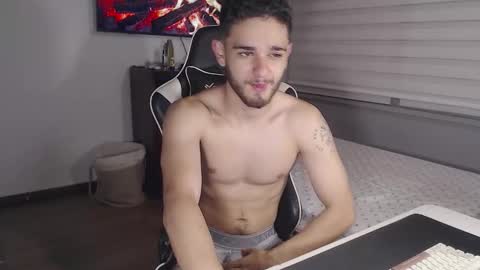 massimo online show from 02-02-26, 02:21