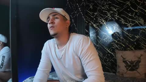 massimo_vidal online show from 05-18-26, 03:07