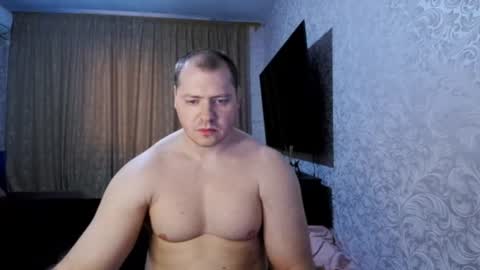 Snapshot of massiveman295139 chatting on 07-16-26, 08:31 massiveman online show from 07-16-26, 08:31