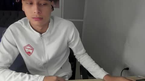 Snapshot of master_billy1 chatting on 06-06-26, 05:50 master_billy1 online show from 06-06-26, 05:50