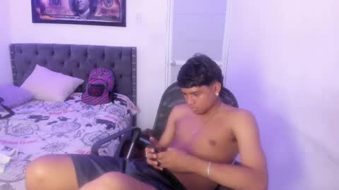 master_boy28 online show from 03-04-25, 04:27