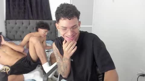 master_boy28 online show from 10-28-25, 01:42