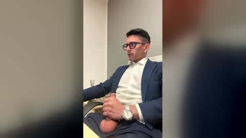 Master Boss online show from 04-23-26, 12:04