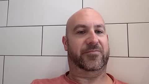 Snapshot of masterclass69er chatting on 04-23-26, 01:24 Bob online show from 04-23-26, 01:24
