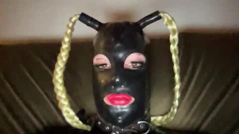 Snapshot of mastergolem chatting on 03-06-26, 07:54 mastergolem online show from 03-06-26, 07:54