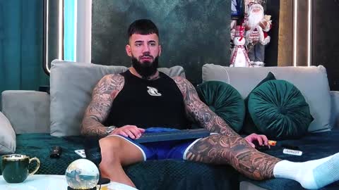 masterkingofmuscle online show from 12-05-24, 08:44