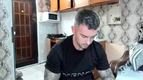 Snapshot of mastermusclejon chatting on 09-14-25, 07:46 Jon online show from 09-14-25, 07:46