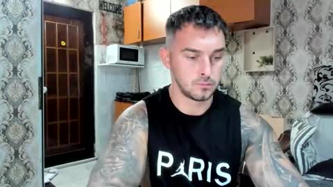 Snapshot of mastermusclejon chatting on 09-17-25, 07:48 Jon online show from 09-17-25, 07:48