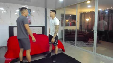 Snapshot of masters_sexx chatting on 03-08-26, 11:25 Team Cris Darwin- Fernando- Stiven- David online show from 03-08-26, 11:25