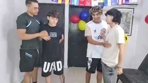 Team Cris Darwin- Fernando- Stiven- David online show from 06-23-26, 11:19