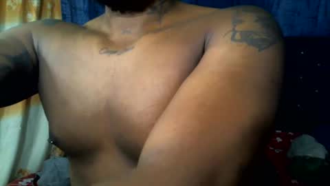 Snapshot of mastershow69 chatting on 02-04-25, 10:00 camilo online show from 02-04-25, 10:00