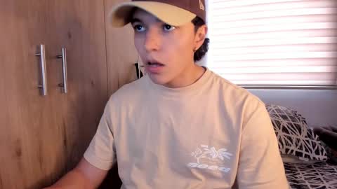 Snapshot of mastrangelo_x chatting on 11-27-25, 07:16 mastrangelo_x online show from 11-27-25, 07:16