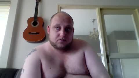 Snapshot of mastrubeertje1988 chatting on 06-07-26, 10:30 mastrubeertje1988 online show from 06-07-26, 10:30