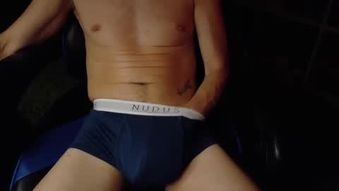 Snapshot of masturbaitur chatting on 04-20-26, 04:48 Oscar online show from 04-20-26, 04:48