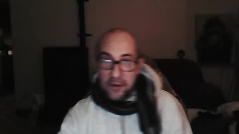 Snapshot of mat11efou chatting on 12-31-24, 04:25 mat11efou online show from 12-31-24, 04:25