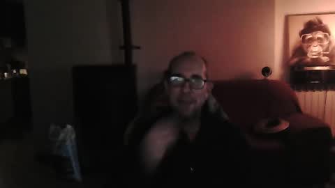 Snapshot of mat11efou chatting on 01-21-25, 10:19 mat11efou online show from 01-21-25, 10:19