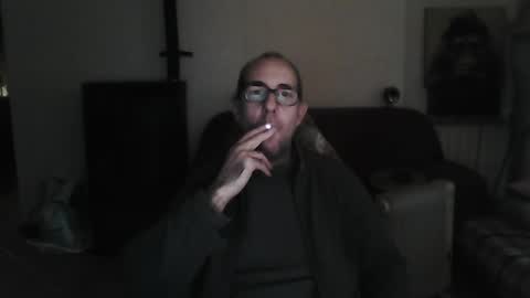 Snapshot of mat11efou chatting on 01-25-25, 12:05 mat11efou online show from 01-25-25, 12:05