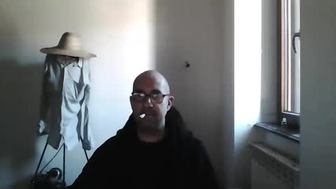 Snapshot of mat11efou chatting on 02-05-25, 01:00 mat11efou online show from 02-05-25, 01:00