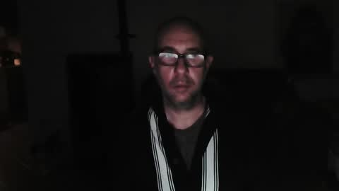 Snapshot of mat11efou chatting on 03-11-25, 04:10 mat11efou online show from 03-11-25, 04:10