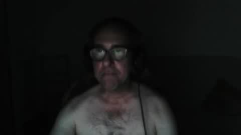 Snapshot of mat11efou chatting on 09-17-25, 06:42 mat11efou online show from 09-17-25, 06:42