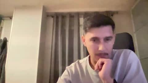 Aaron online show from 01-12-26, 08:47