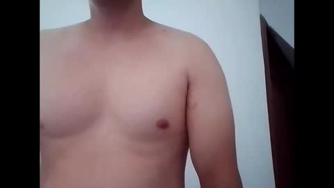 Snapshot of mateo2803 chatting on 10-29-25, 02:08 mateo2803 online show from 10-29-25, 02:08