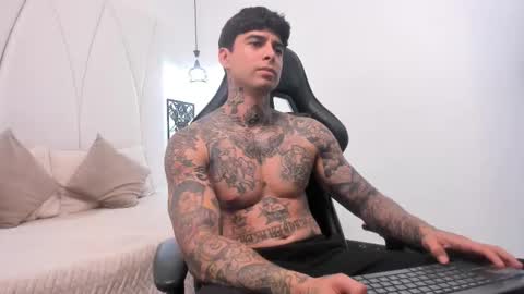 mateo_dilucajs1 online show from 09-10-25, 09:59
