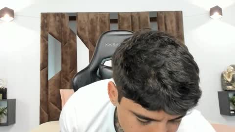 mateo_dilucajs1 online show from 09-25-25, 08:01