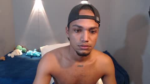Snapshot of mateo_nick chatting on 06-01-26, 01:57 Mateo and Noah online show from 06-01-26, 01:57