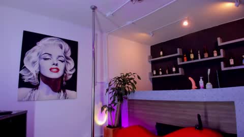 Mateo online show from 02-15-25, 01:31