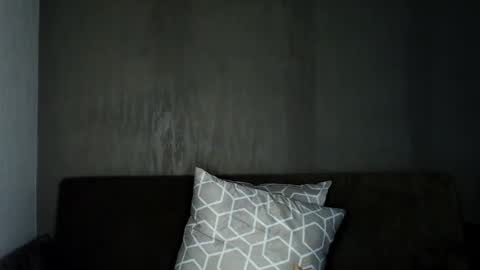 mateo_zeus online show from 12-18-24, 07:04