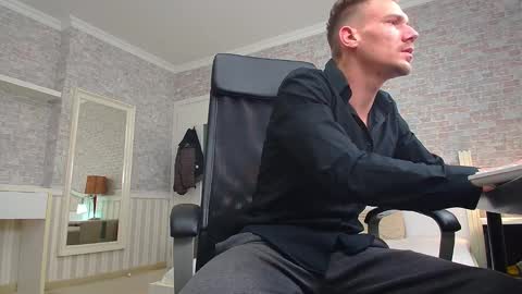 Snapshot of mateobenjamin chatting on 12-06-24, 04:28 MateoBenjamin online show from 12-06-24, 04:28