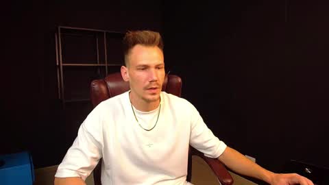 Snapshot of mateobenjamin chatting on 12-08-24, 05:22 MateoBenjamin online show from 12-08-24, 05:22