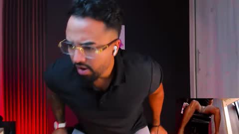 mate online show from 11-12-25, 10:41