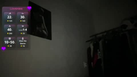 Luna Mateo online show from 05-05-26, 10:45