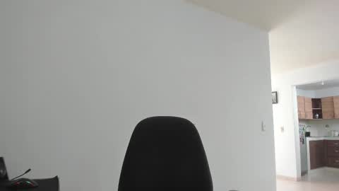 Snapshot of matheusbeard2 chatting on 10-24-25, 03:19 Matheus online show from 10-24-25, 03:19