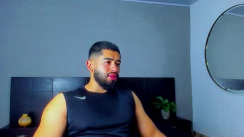 Mathew Flintt  online show from 10-31-25, 09:49