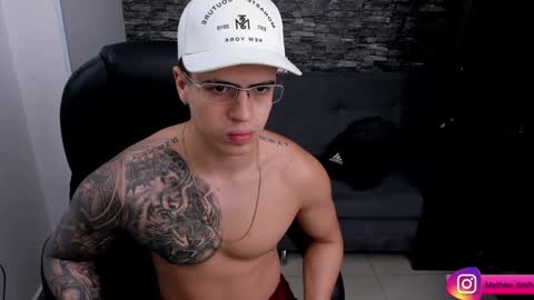 Snapshot of mathew_wolf4 chatting on 02-05-25, 04:14 Mathew Independent model online show from 02-05-25, 04:14