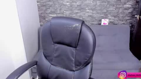 Snapshot of mathew_wolf4 chatting on 09-10-25, 06:08 Mathew Independent model online show from 09-10-25, 06:08