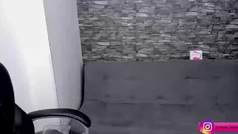 Snapshot of mathew_wolf4 chatting on 09-25-25, 03:32 Mathew Independent model online show from 09-25-25, 03:32