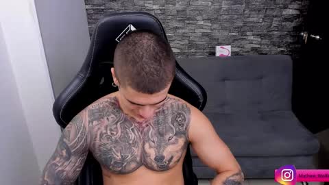 Snapshot of mathew_wolf4 chatting on 09-29-25, 05:18 Mathew Independent model online show from 09-29-25, 05:18