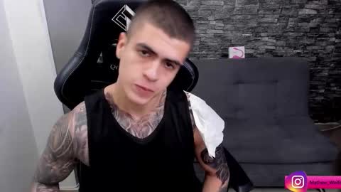 Snapshot of mathew_wolf4 chatting on 10-03-25, 04:20 Mathew Independent model online show from 10-03-25, 04:20