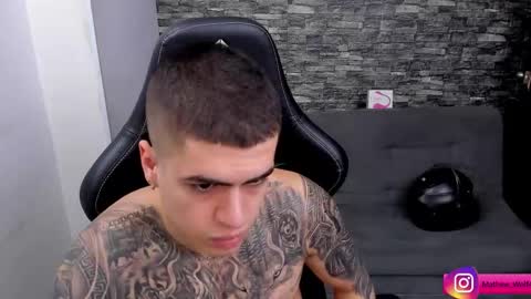 Snapshot of mathew_wolf4 chatting on 10-15-25, 06:19 Mathew Independent model online show from 10-15-25, 06:19