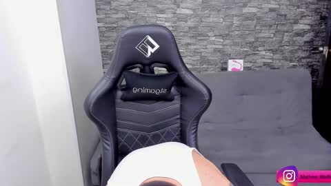 Snapshot of mathew_wolf4 chatting on 10-19-25, 08:20 Mathew Independent model online show from 10-19-25, 08:20