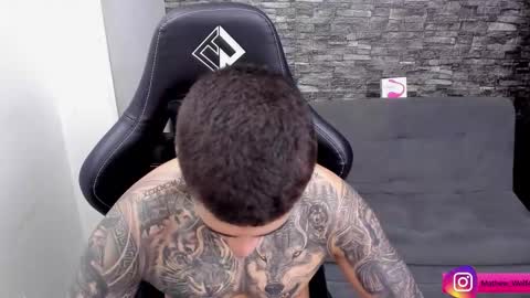 Snapshot of mathew_wolf4 chatting on 10-26-25, 08:59 Mathew Independent model online show from 10-26-25, 08:59