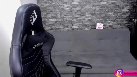 Snapshot of mathew_wolf4 chatting on 11-04-25, 07:02 Mathew Independent model online show from 11-04-25, 07:02