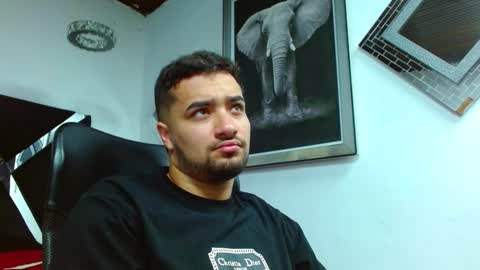 Mathews online show from 11-04-25, 11:42