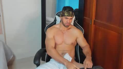 mathews_smith online show from 10-08-25, 11:52