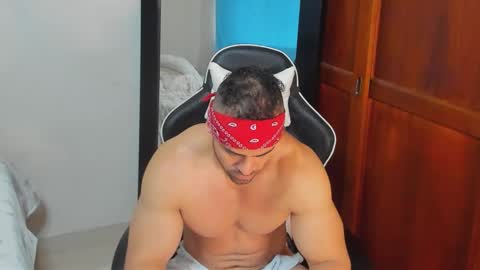 mathews_smith online show from 11-24-25, 11:54