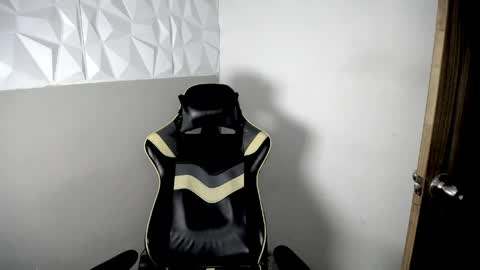 MATHIAS online show from 04-15-26, 05:14